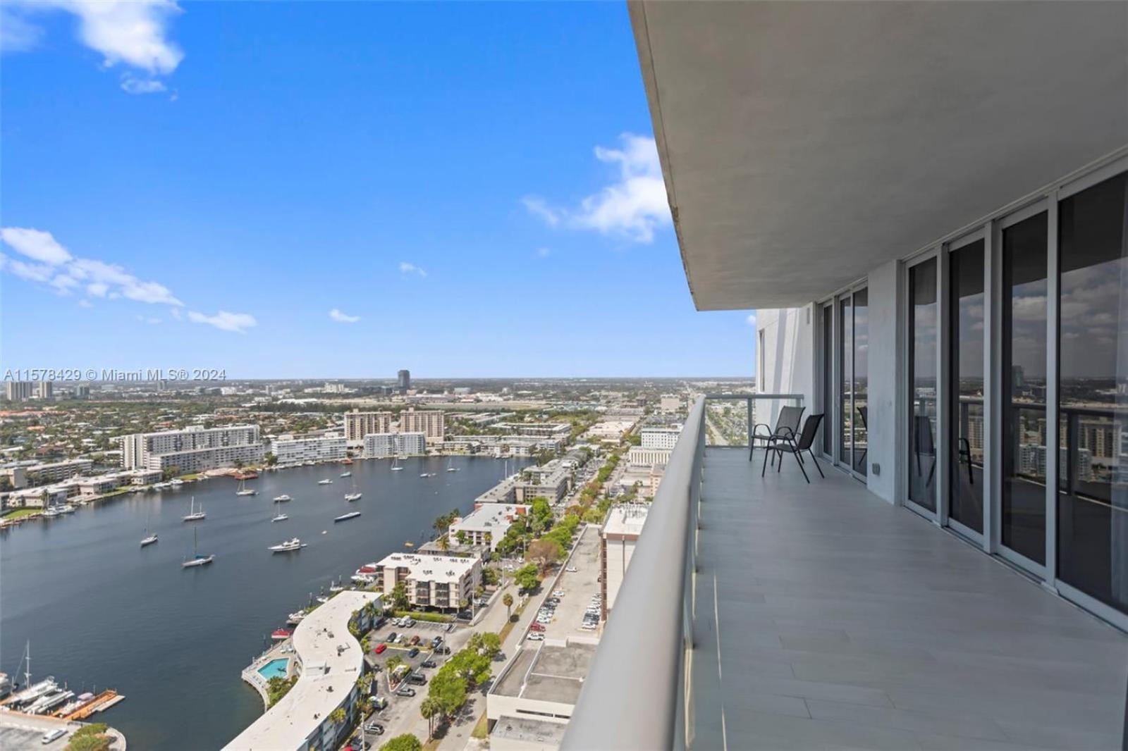 2602 E Hallandale Beach Blvd 1 Br Villa Eksteriør bilde