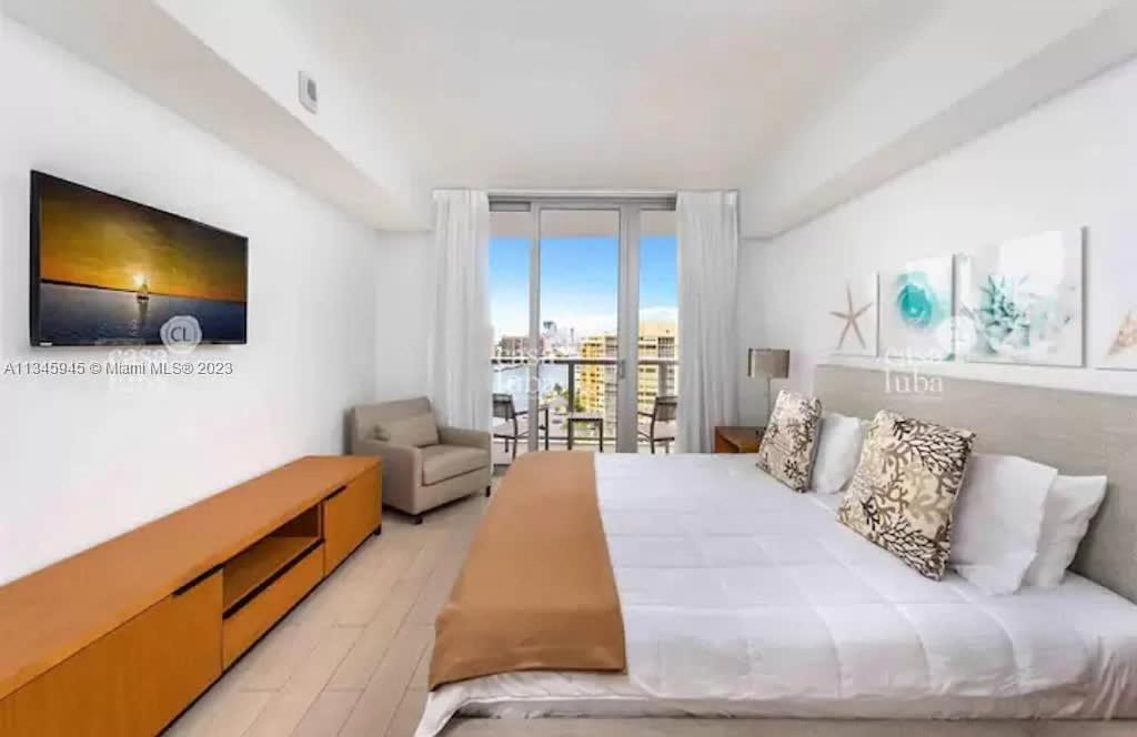 2602 E Hallandale Beach Blvd 1 Br Villa Eksteriør bilde